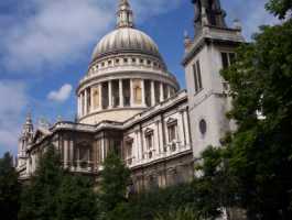 Picture of St Paul's Cathedral including the dome